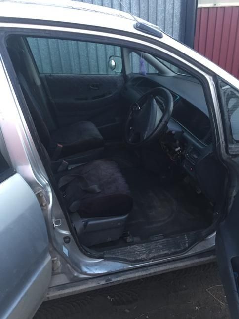 Продам хороши семейный авто