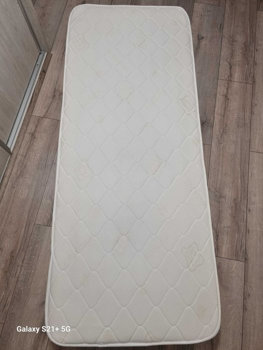 Se vinde saltea 80x200