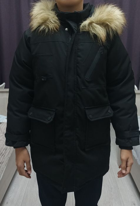 Продам зимнюю Куртку на мальчика