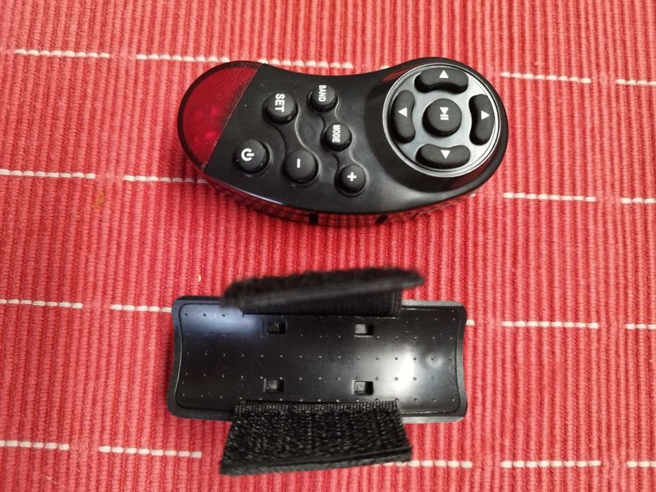 Telecomanda infrarosu pentru volan mp5 player 7010B auto