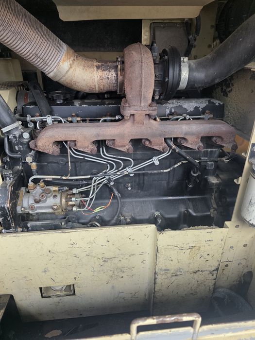 Двигател  John Deere 6068