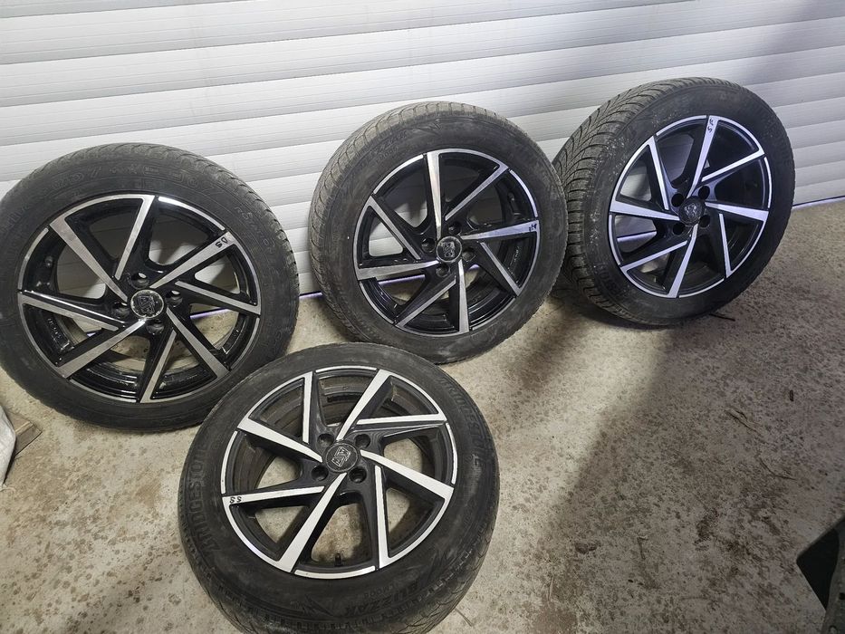 Jante aliaj spitate Logan III