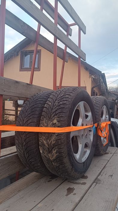 Vând Logan pikup 1.5 2009!!