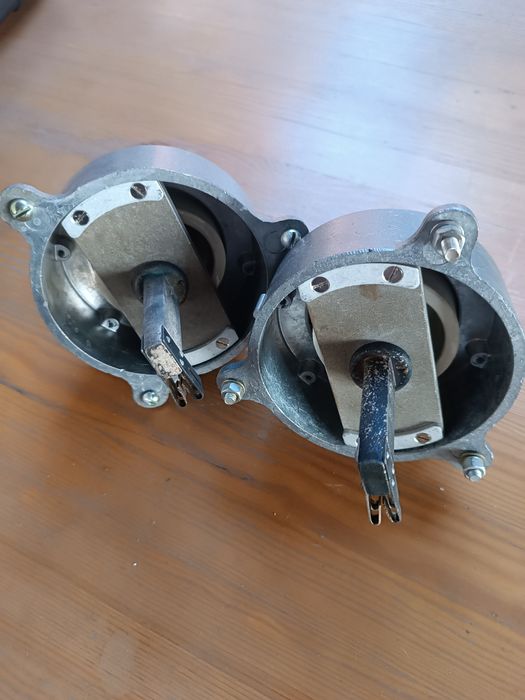 Изоляторы, изоляторы.