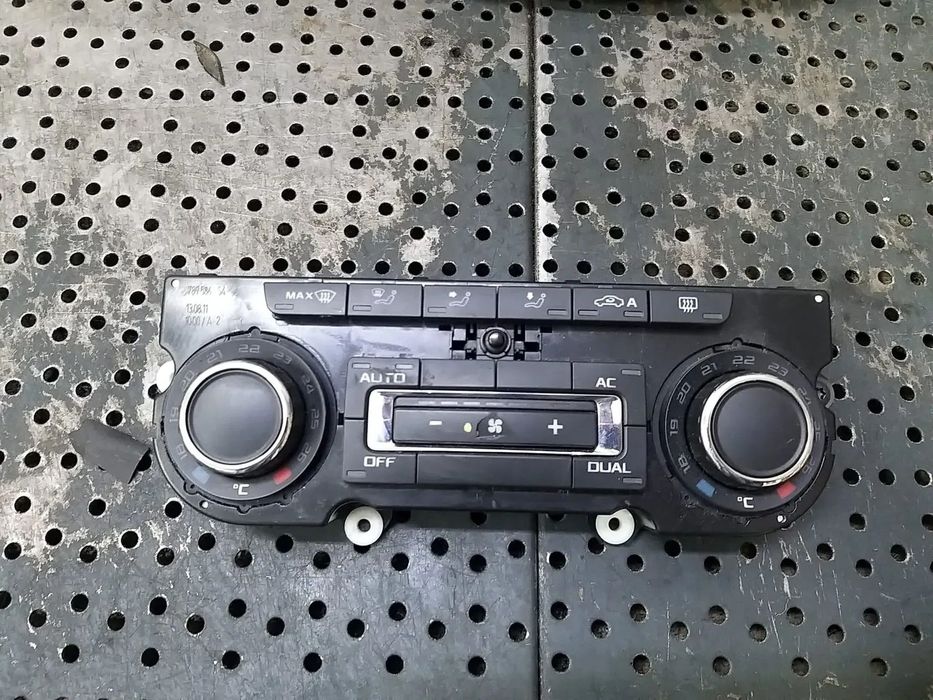 Panou comanda clima ac skoda yeti 5l 3t0907044bk
