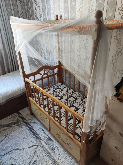 Детская кровать.