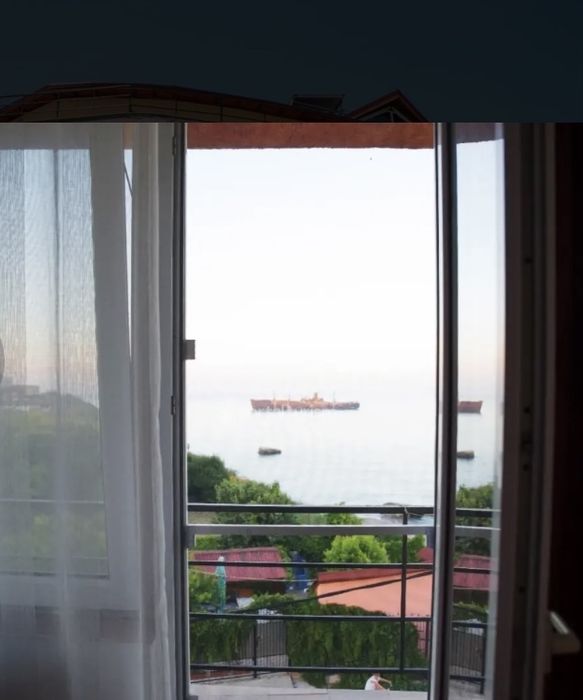 Apartamente in rate,prima linie la mare