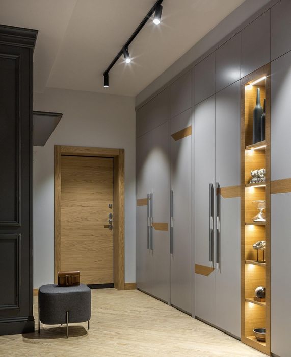 Электрика Установка люстры,трековой лампы,бра, галогенные лампы.