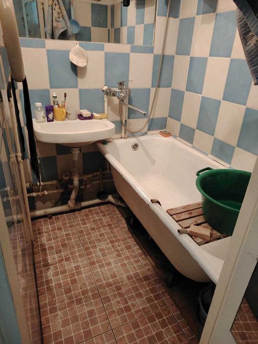 Продам двухкомнатную квартиру