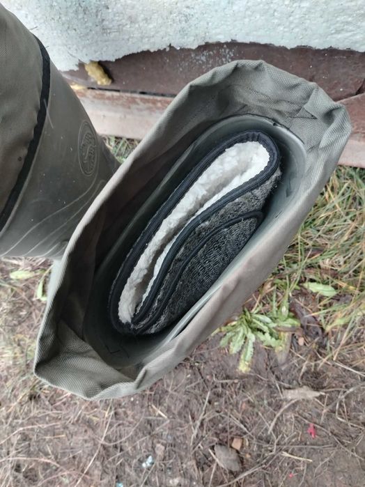 Сапоги рыбацкие.