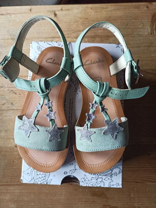 Детски сандали Clarks номер 29