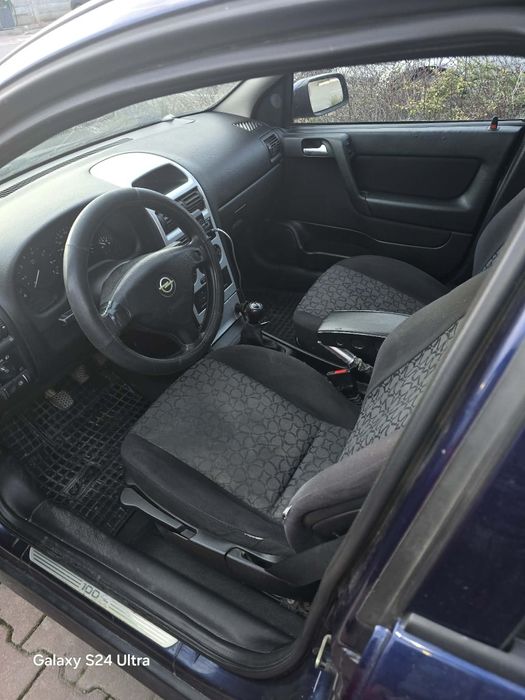 Vand opes astra g 1.6 benzina ,an fabricație 1999