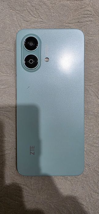 ZTE blade a35e телефон