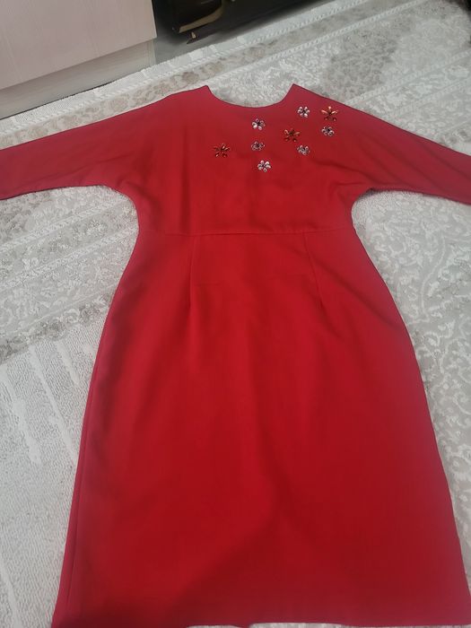 Все платье по 5000 тг