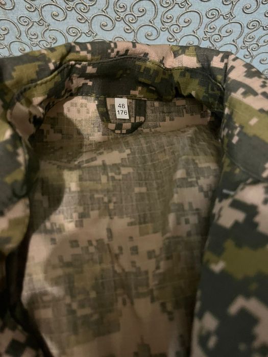 Продам форму комуфлированную