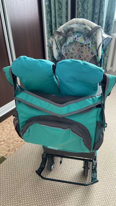 Продам санки в отличном состоянии Nika