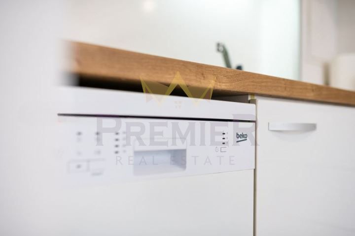 Дава се под наем Двустаен апартамент в Варна, Зимно кино Тракия - 60 кв.м за 561 € - Снимка #3