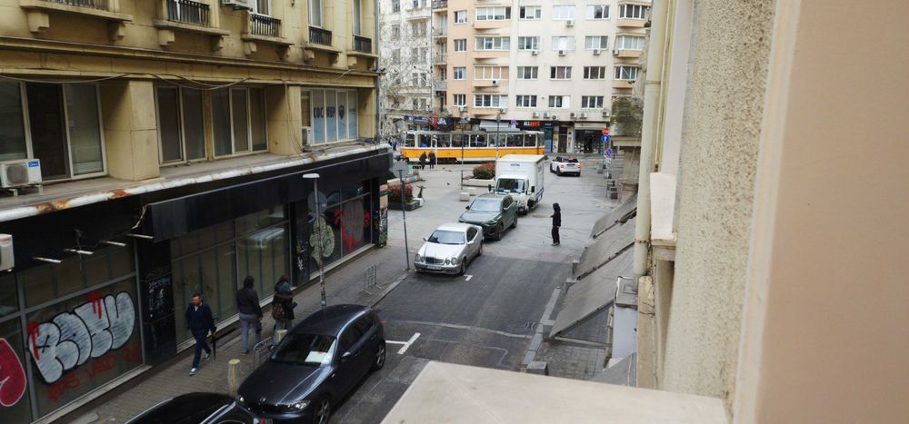 апартамент под наем в идеален център, София