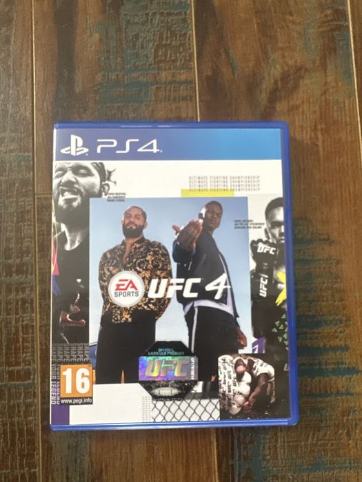 Диск- UFC 4 PS4 PS5