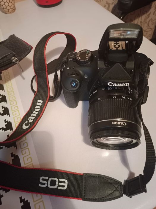 Профессиональный фотопарат Conon