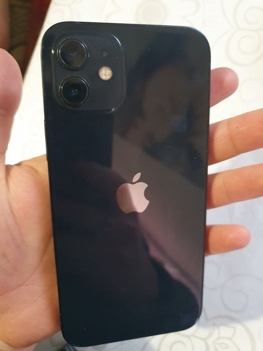 Продам IPhone 12 64gb