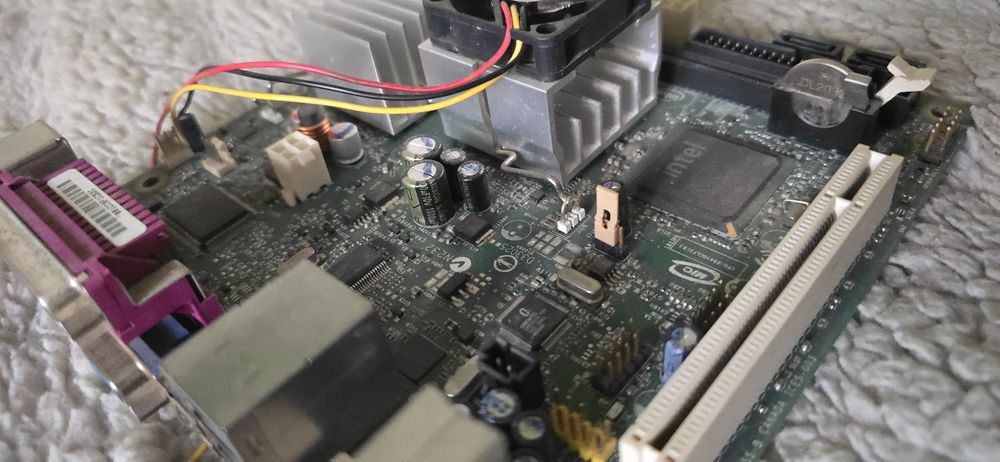 Rezervat PLACA Baza Intel D945GCLF2 mini pc Sata Pci Ide Procesor Intel
