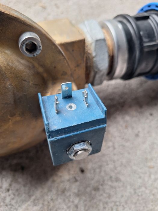 De vînzare  Electrovană apa