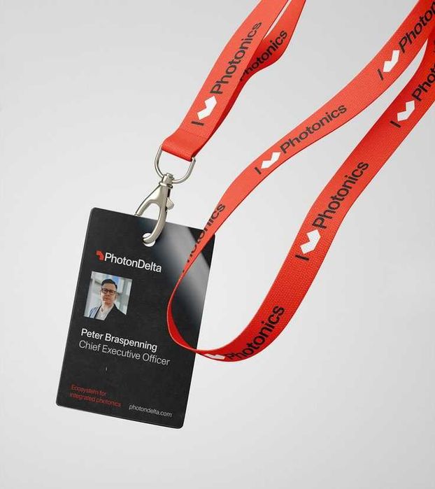 Яркие бейджи, ланьярды с логотипом – быстро, качественно, с гарантией!