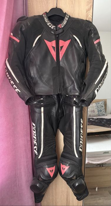 Дамски мото екип Dainese