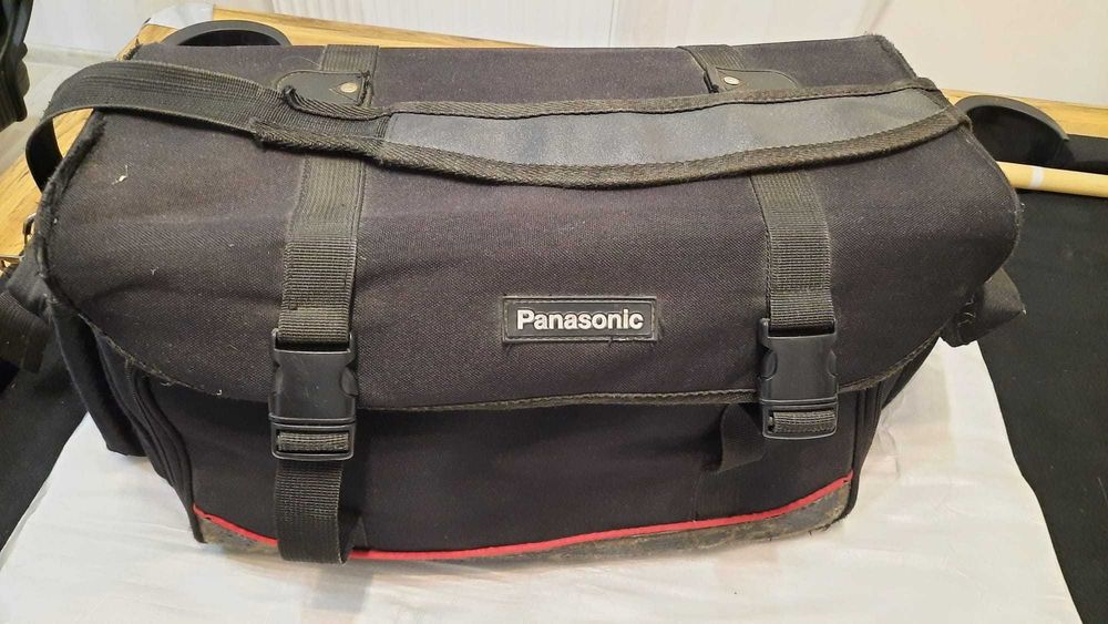 Camera Video Panasonic AG-AC8EJ  Full HD AVCCAM de umar