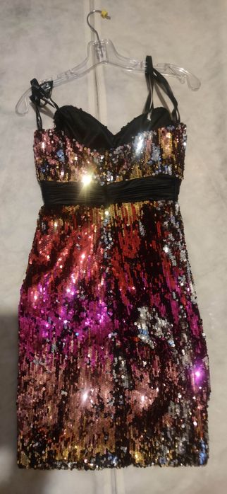 Rochie ocazie Tony Bowls ca noua mar. 6