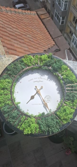 Промо цена! Стенен часовник със скандинавски мъх