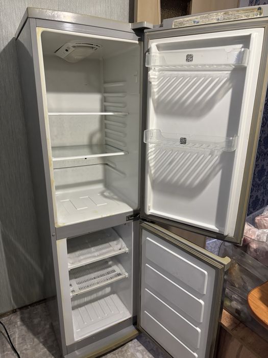 Продам холодильник