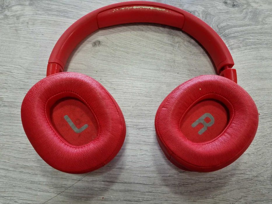 Bluetooth слушалки JBL TUNE 750BTNC