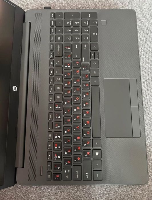 Лаптоп HP 255 G9