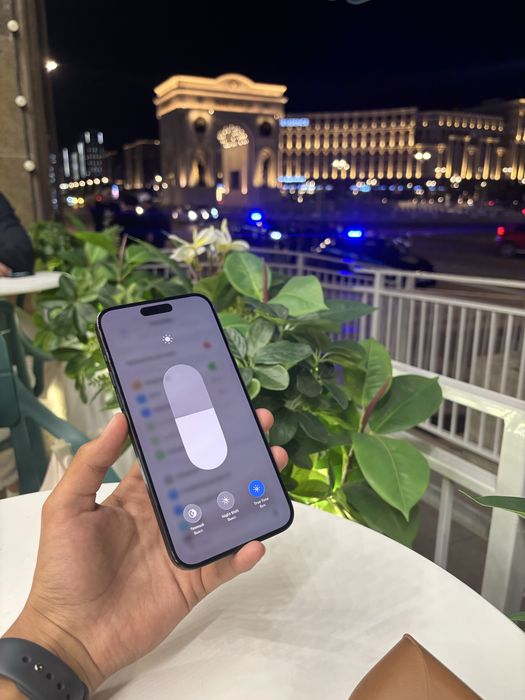 Iphone 15 pro max, 256 gb, 83%