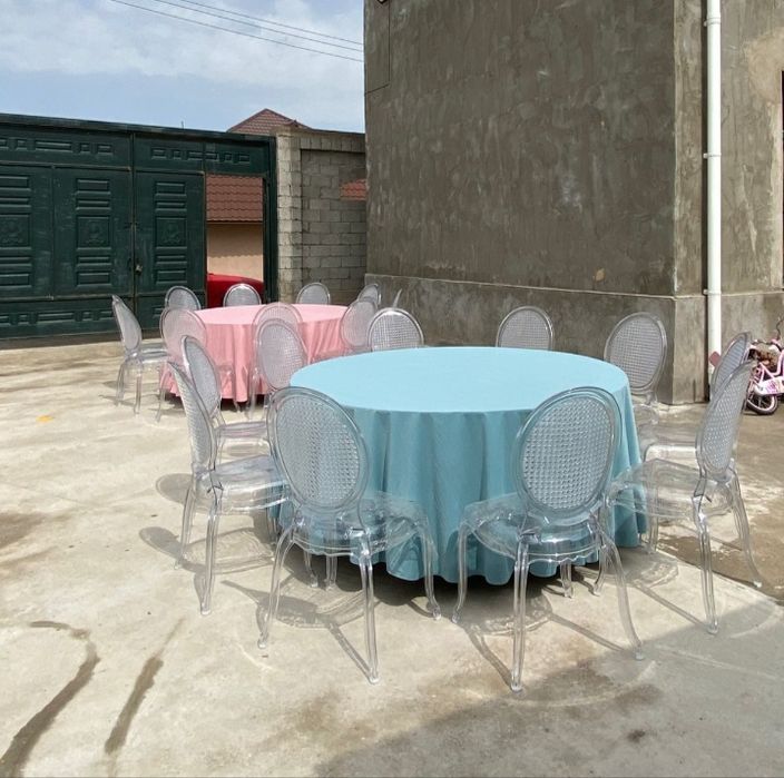 Прокат столов и стульев