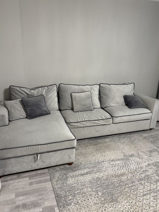 Продам диван угловой + пуф