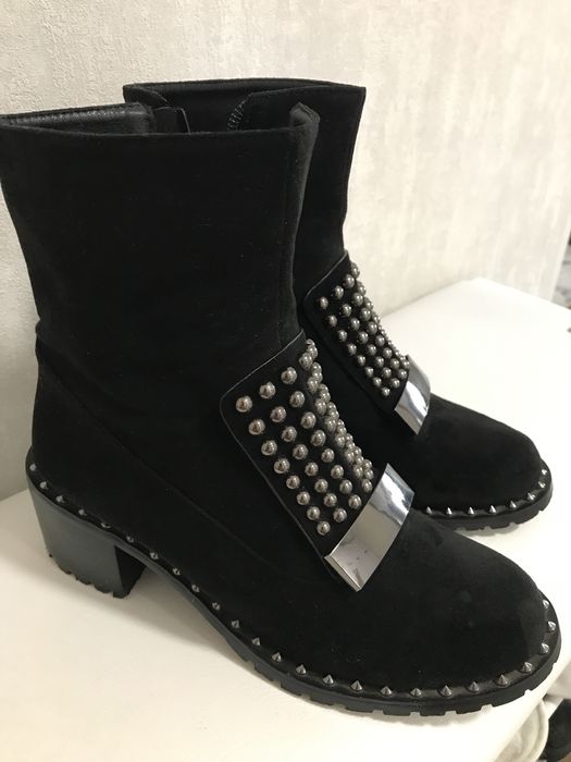 Ботинки женские из нубука