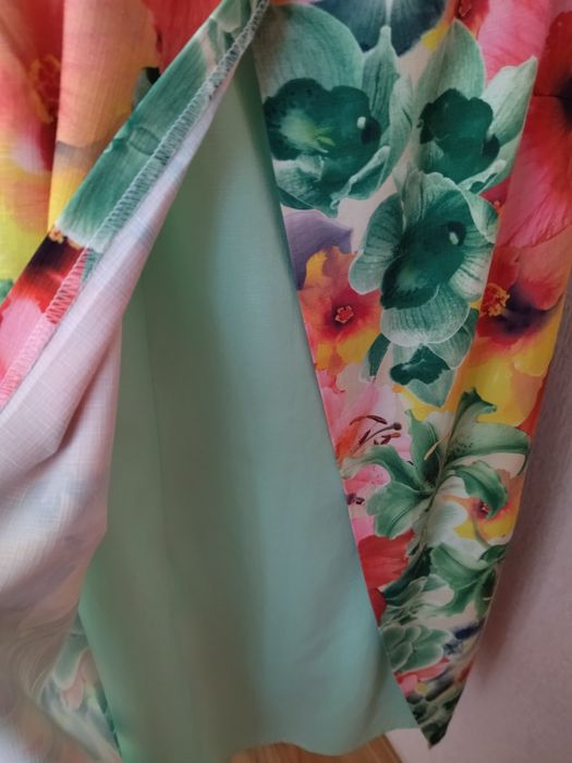 Продаётся платье