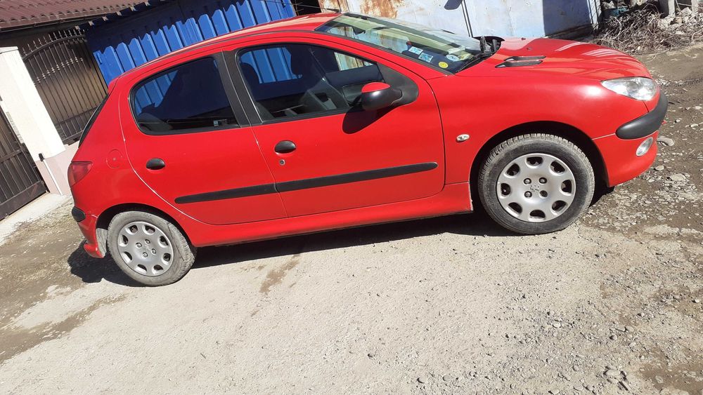 Vand Peugeot 206 benzina