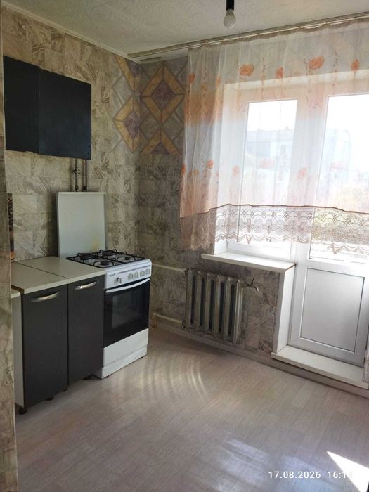 Продам 1 кв в 8 мкр
