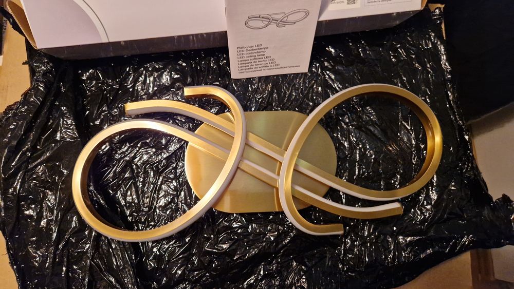 Plafoniera led aurie model deosebit