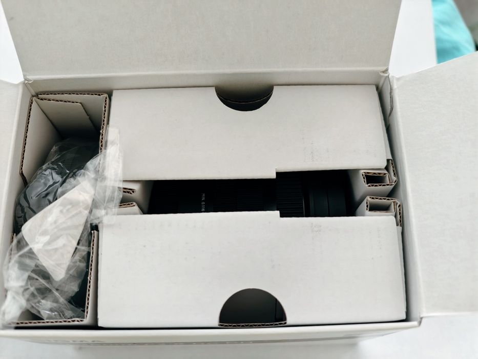 Продавам обектив Sigma 10 -18 f2.8 за Sony
