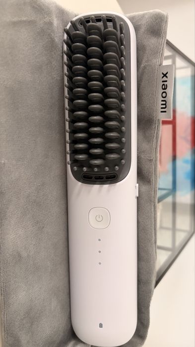 Четка за изправяне безжична Xiaomi Cordless Hair Straightener Brush