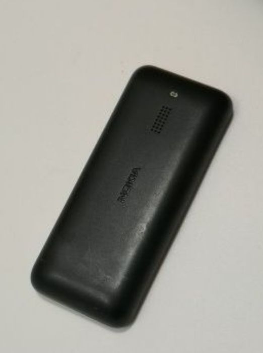 NOKIA 130 - класически телефон с копчета