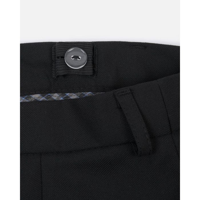 Продам.Брюки черные. На рост 146