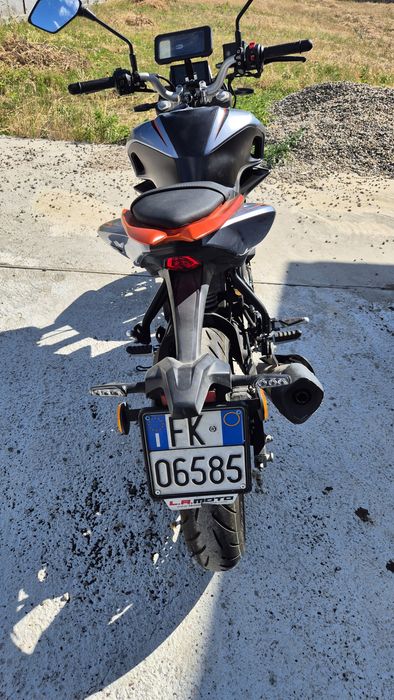 Motocicleta qj motor srk 125s