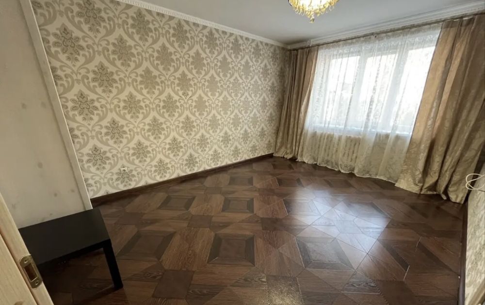 Продается 3 ком квартира на Азии.