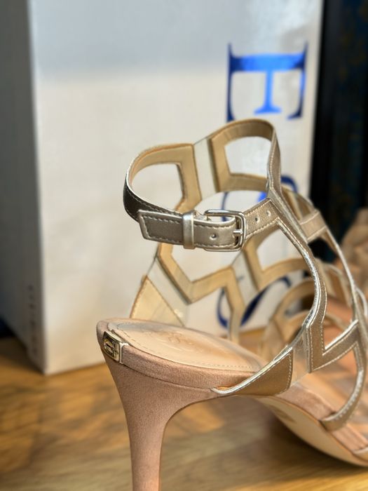 Дамски сандали GUESS -36.41